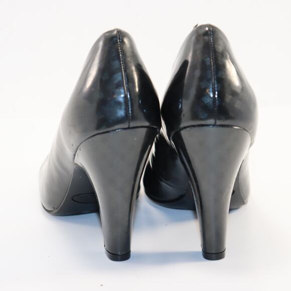 Candie’s Black Round-Toe High Heels Size 8 – Glossy Check Pattern - Picture 4 of 7